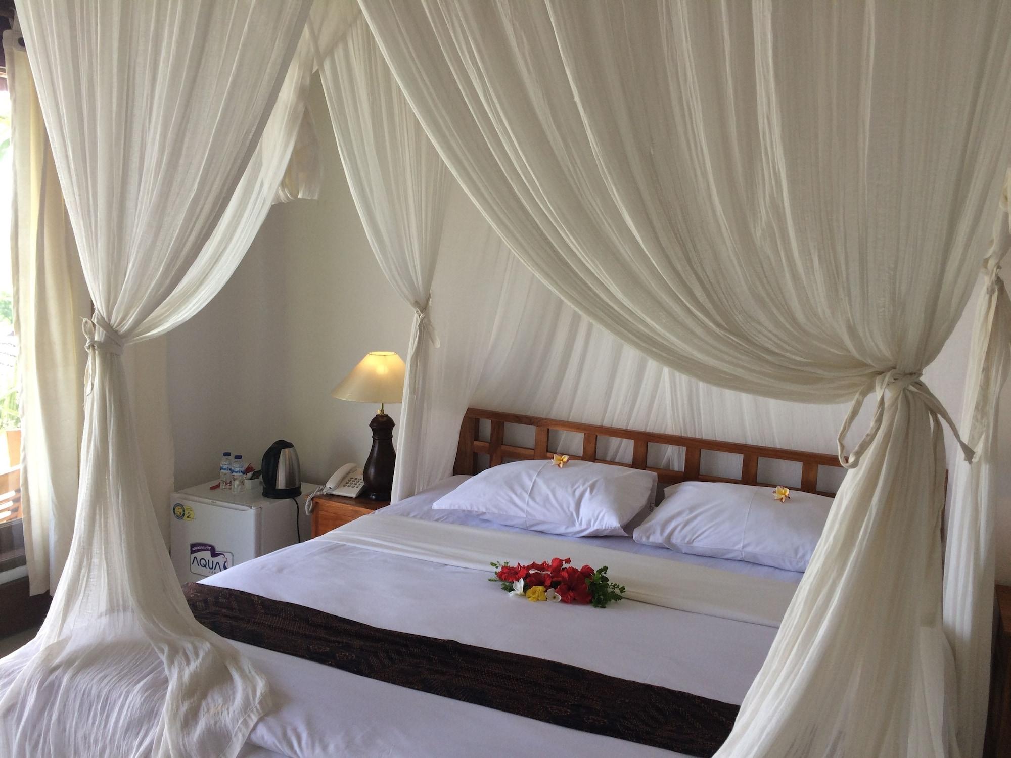 Lembongan Cliff Villas Exterior photo