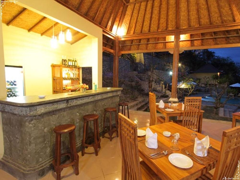 Lembongan Cliff Villas Exterior photo