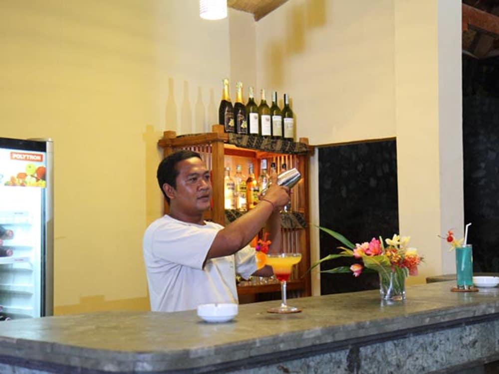 Lembongan Cliff Villas Exterior photo