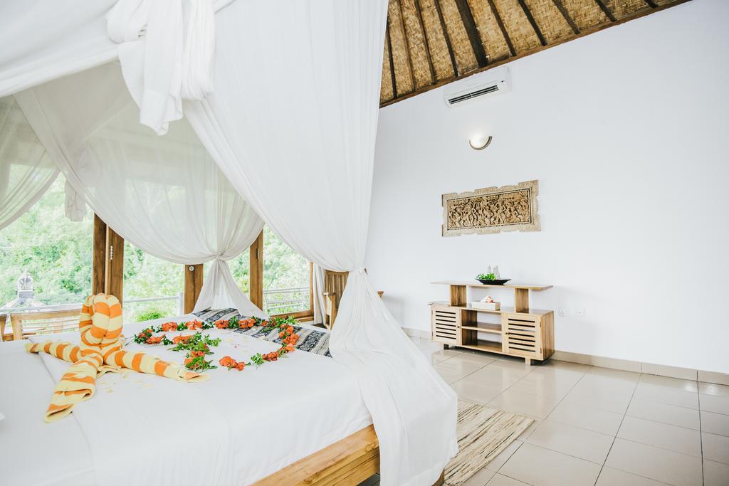 Lembongan Cliff Villas Exterior photo