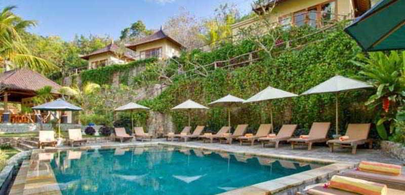 Lembongan Cliff Villas Exterior photo