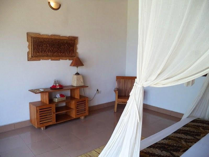 Lembongan Cliff Villas Exterior photo